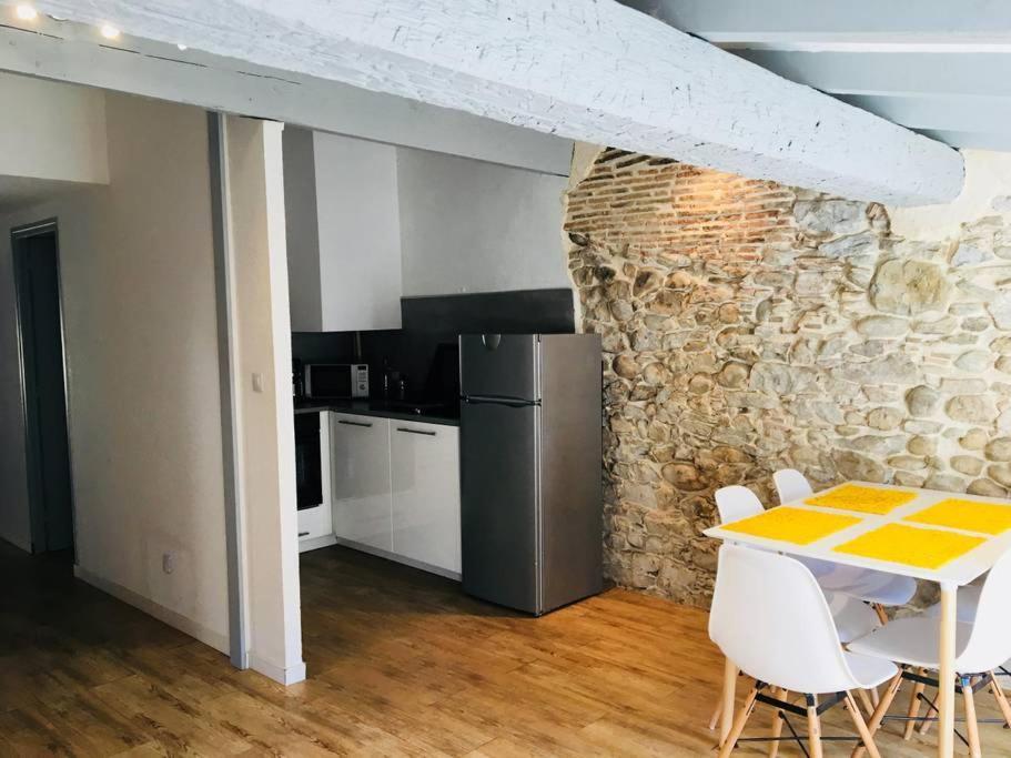 Au Pied De La Cite Appartement Carcassonne Buitenkant foto